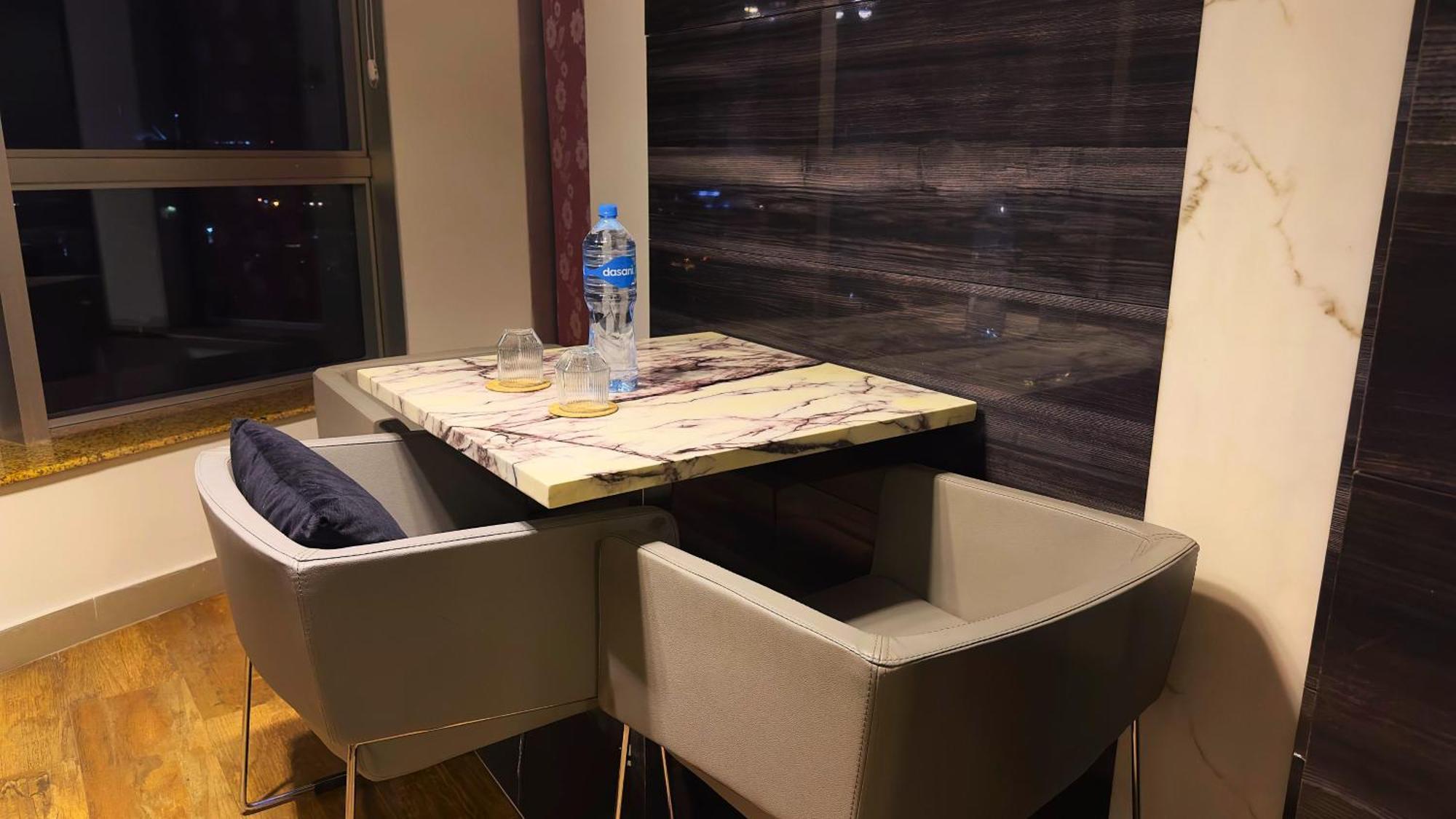 Centaurus Apartments Исламабад Экстерьер фото