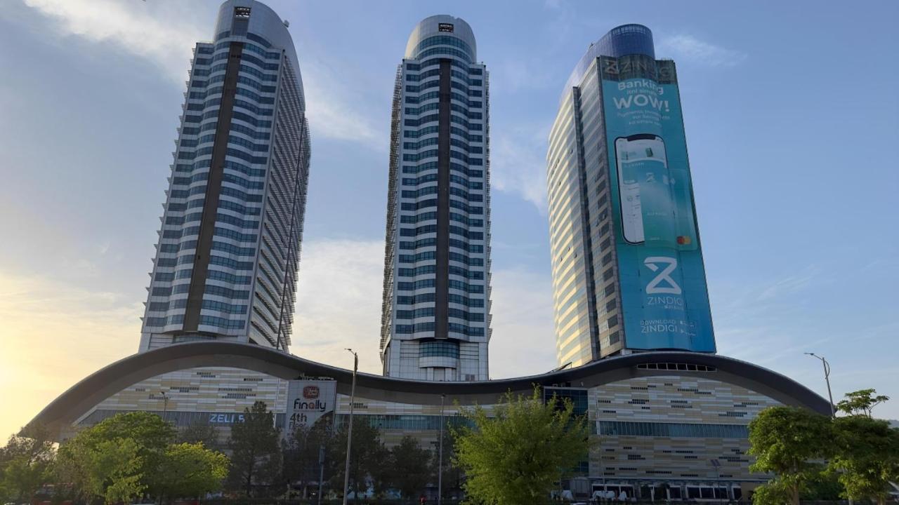 Centaurus Apartments Исламабад Экстерьер фото
